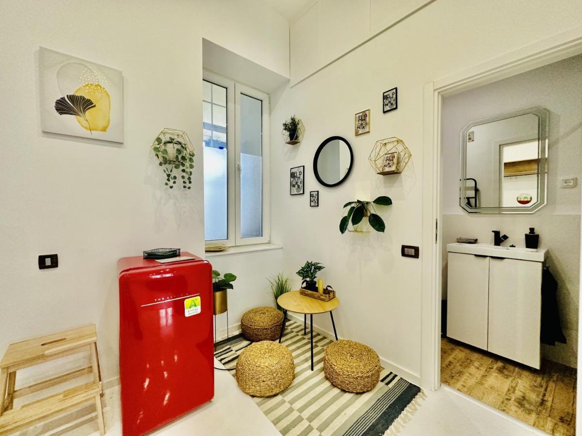 Clever Studio Near Central Shopping Center คลูจ-นาโปกา ภายนอก รูปภาพ