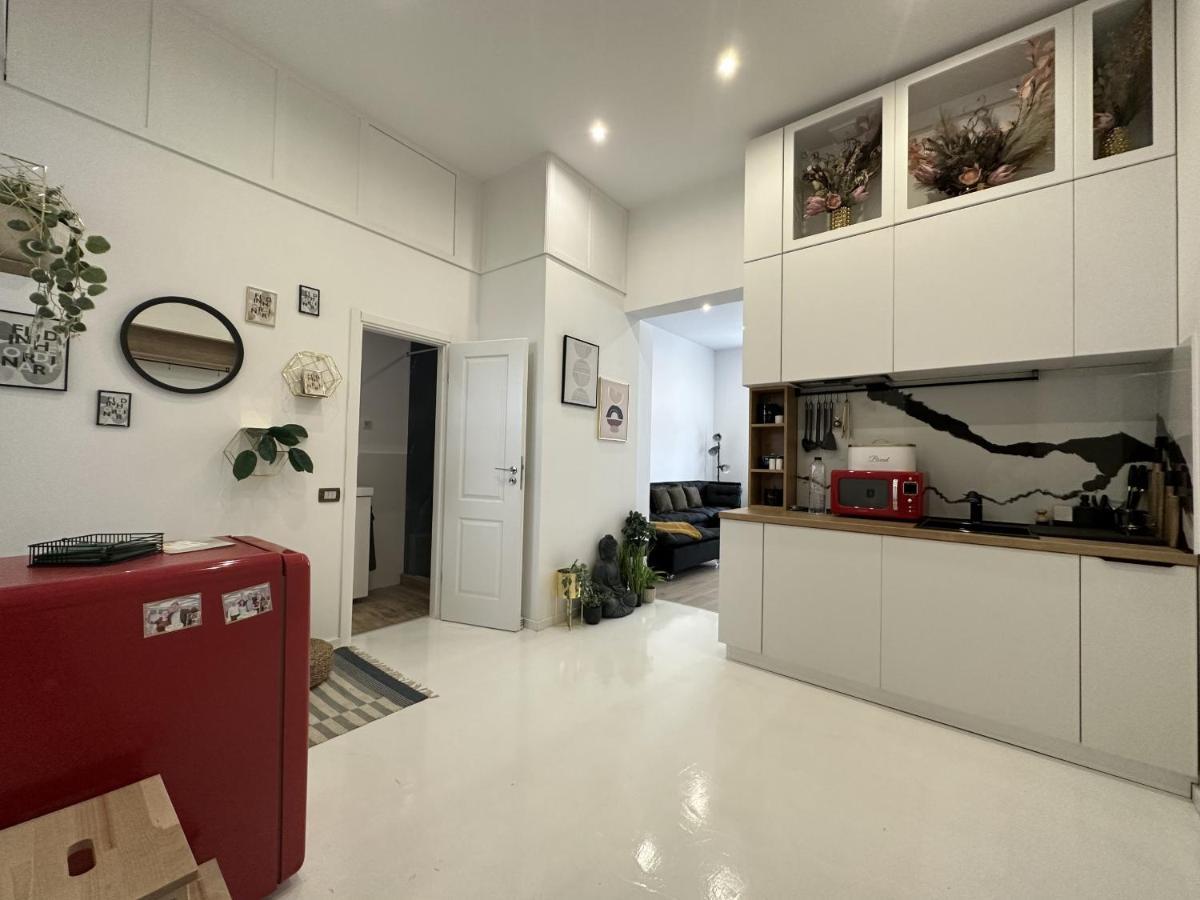 Clever Studio Near Central Shopping Center คลูจ-นาโปกา ภายนอก รูปภาพ